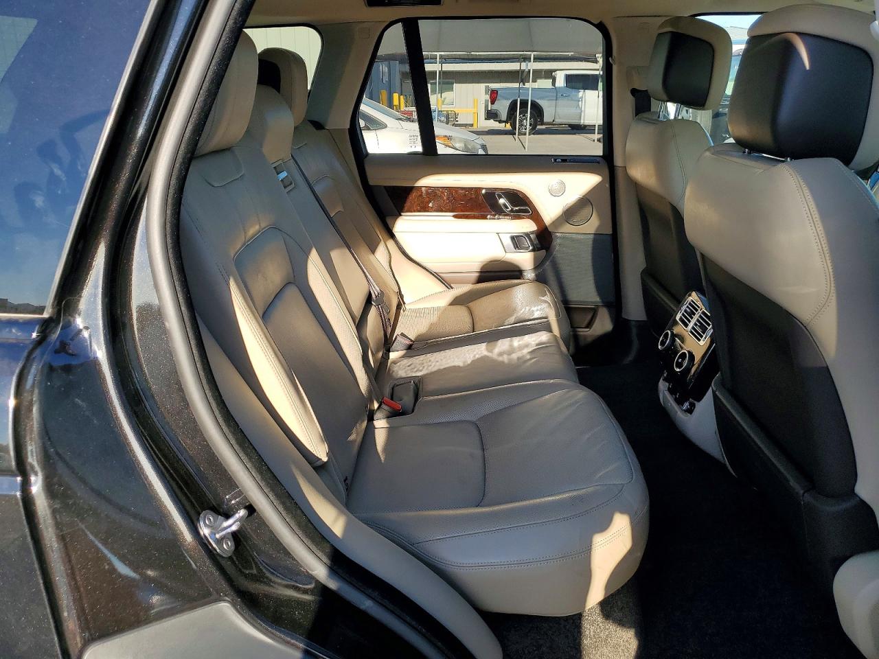 2019 LAND ROVER RANGE ROVER SUPERCHARGED photo 21