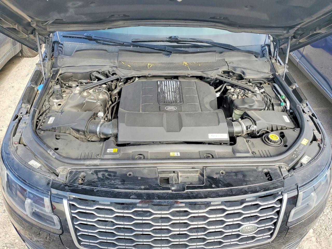 2019 LAND ROVER RANGE ROVER SUPERCHARGED photo 23