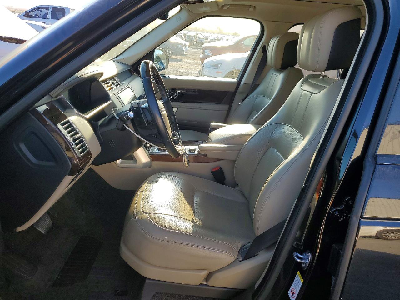 2019 LAND ROVER RANGE ROVER SUPERCHARGED photo 13