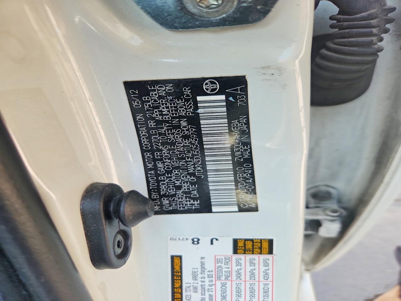 2012 TOYOTA PRIUS TWO photo 12