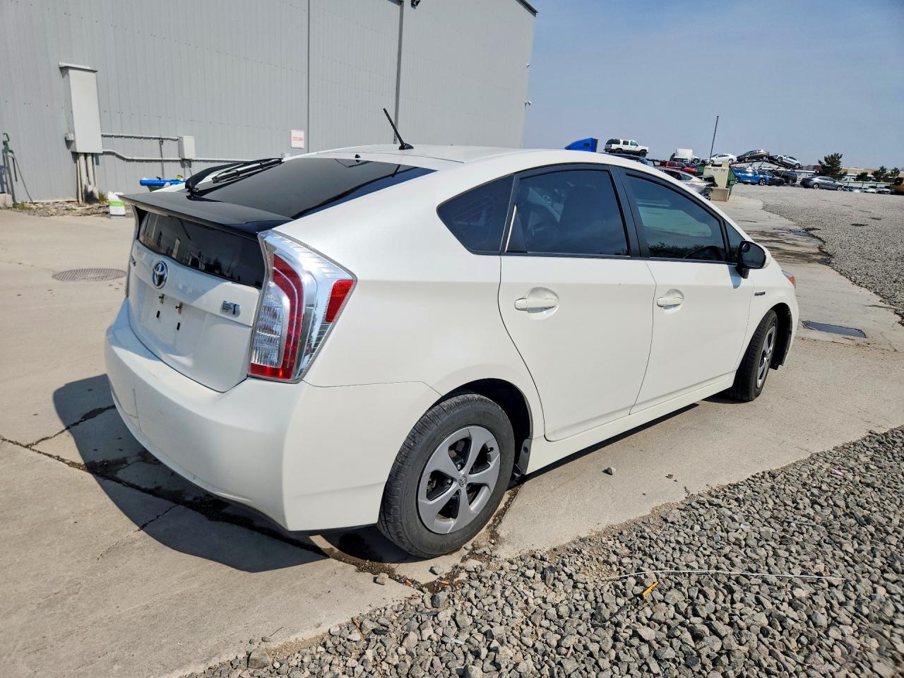 2012 TOYOTA PRIUS TWO photo 3