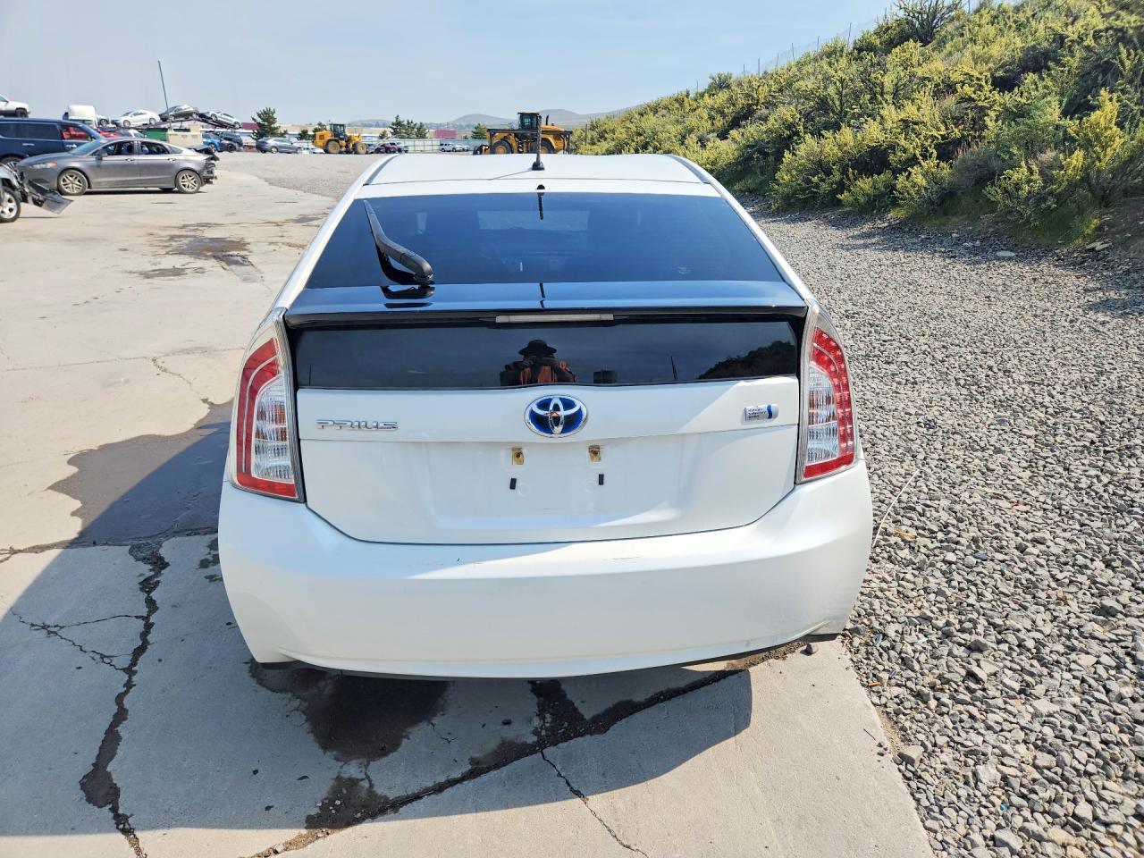 2012 TOYOTA PRIUS TWO photo 6