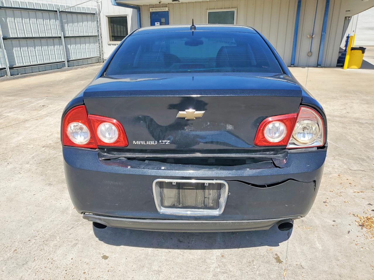 2011 CHEVROLET MALIBU LTZ photo 11