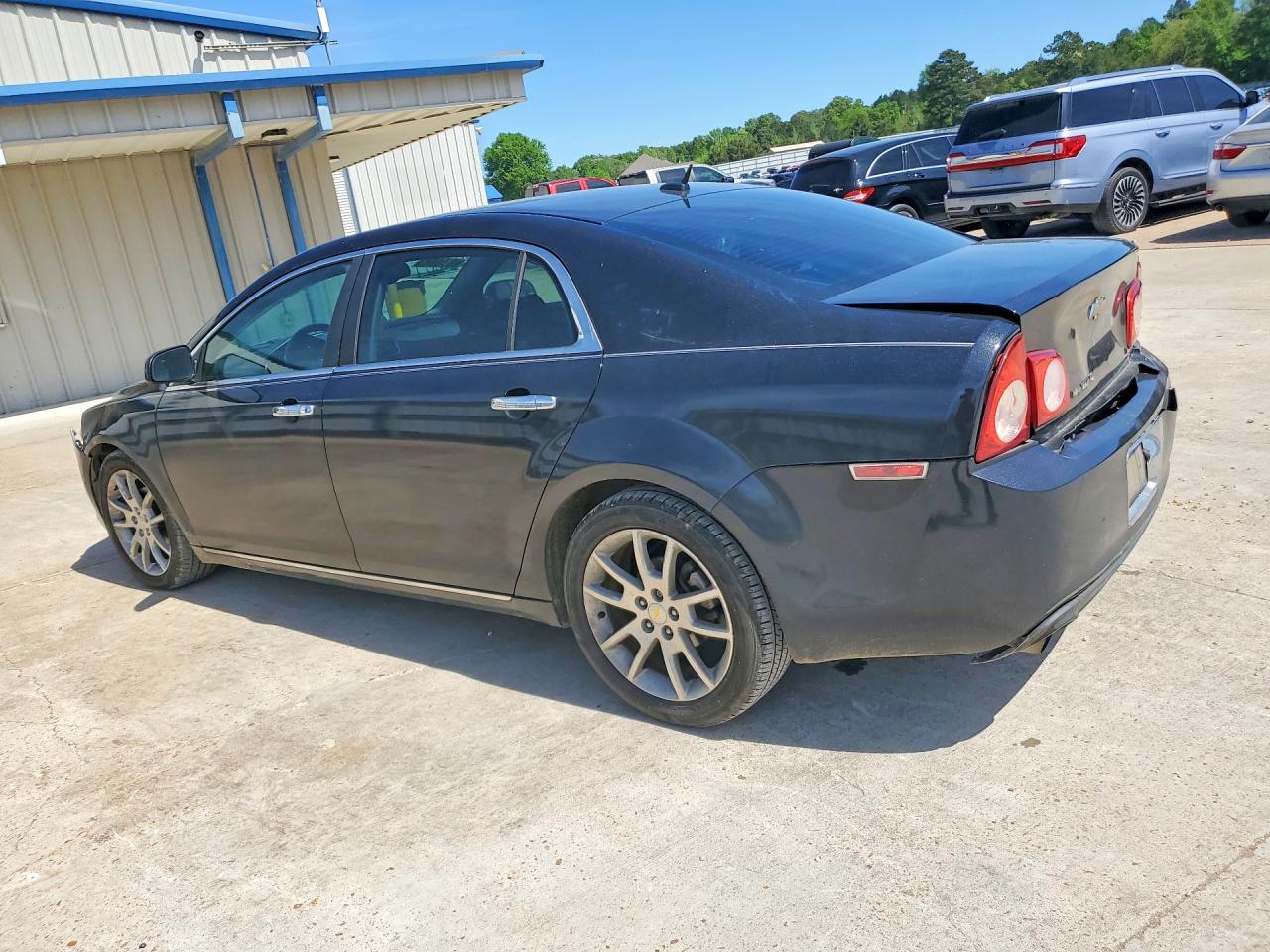 2011 CHEVROLET MALIBU LTZ photo 3