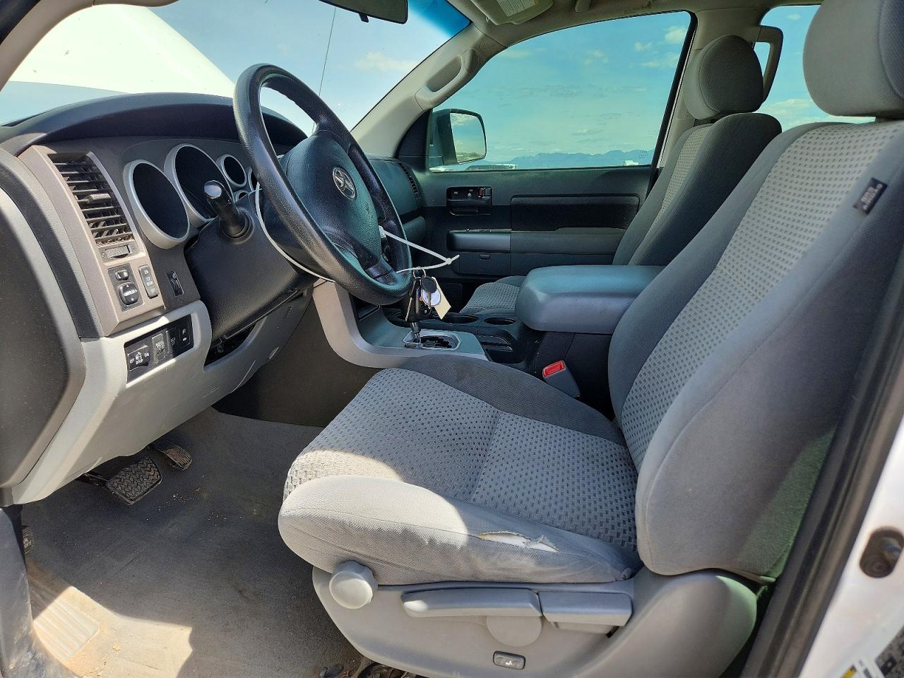 2010 TOYOTA TUNDRA GRADE photo 13