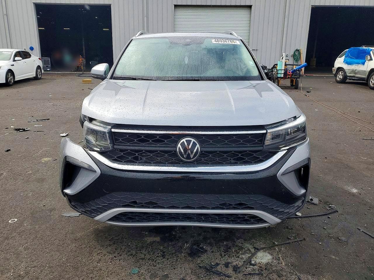 2024 VOLKSWAGEN TAOS SE photo 9