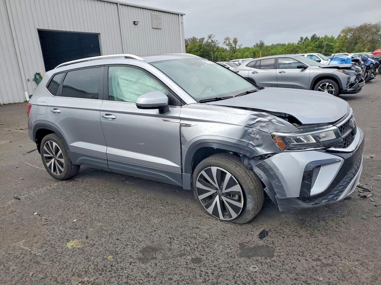 2024 VOLKSWAGEN TAOS SE photo 7