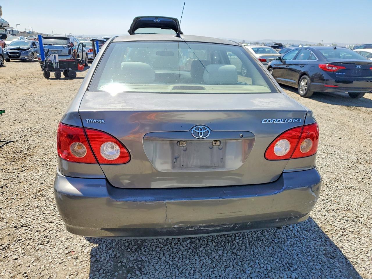 2008 TOYOTA COROLLA CE photo 11