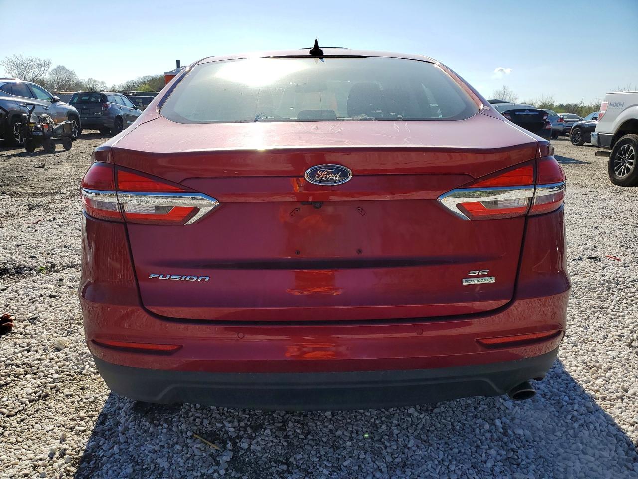 2019 FORD FUSION SE photo 11