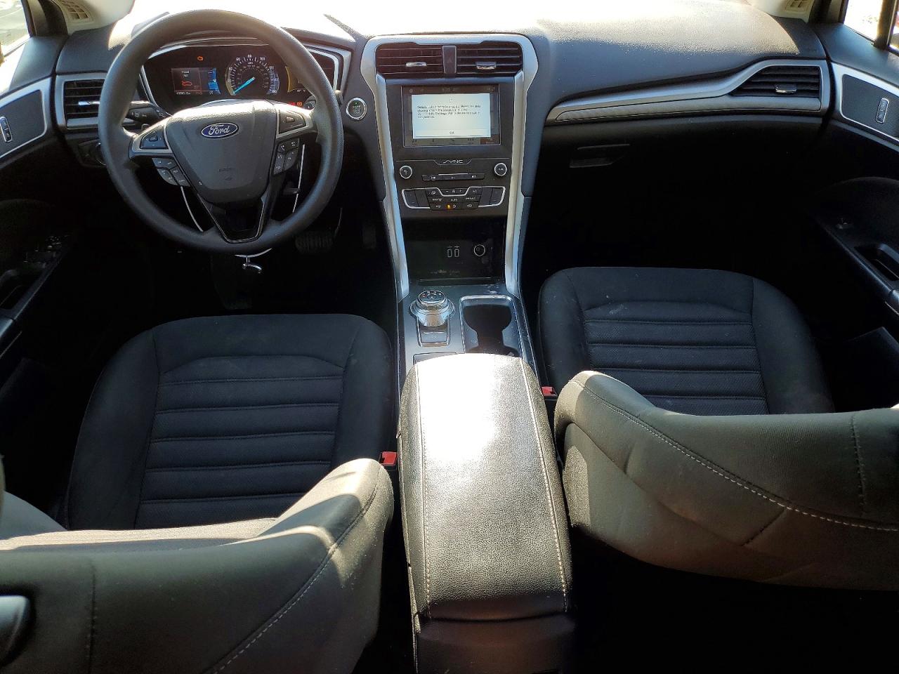 2019 FORD FUSION SE photo 15