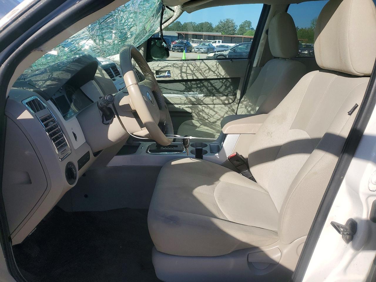 2010 MERCURY MARINER photo 19