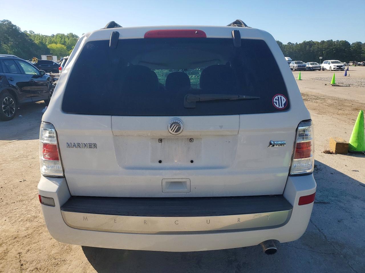 2010 MERCURY MARINER photo 16