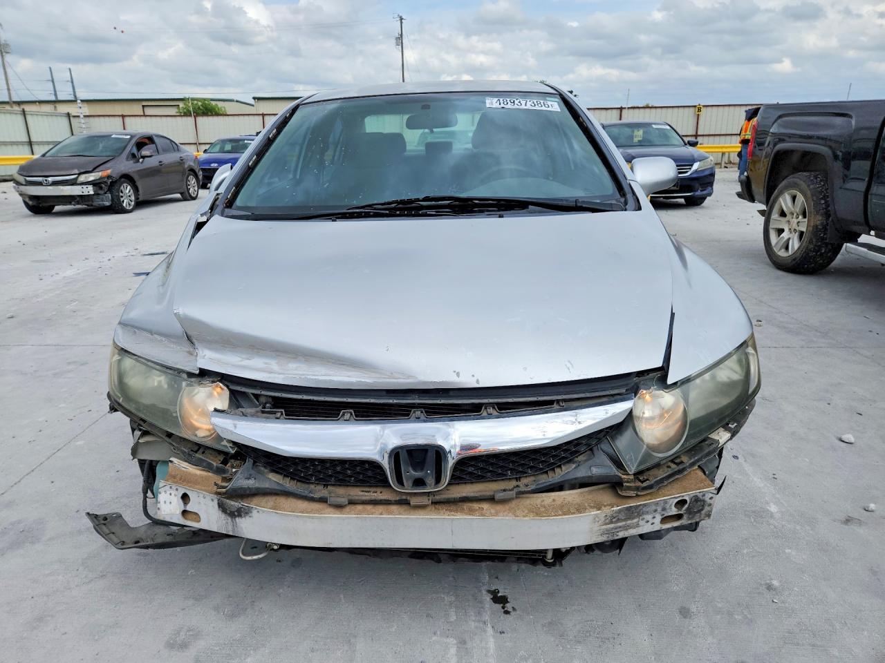 2010 HONDA CIVIC LX photo 9