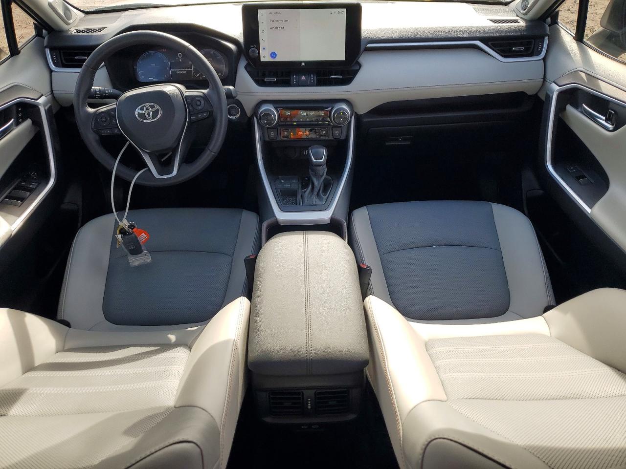 2024 TOYOTA RAV4 LIMITED photo 15