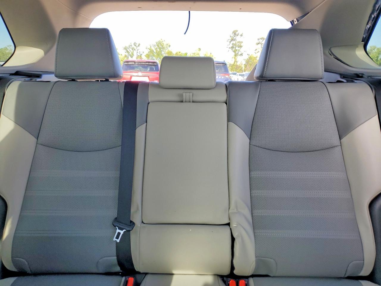 2024 TOYOTA RAV4 LIMITED photo 19