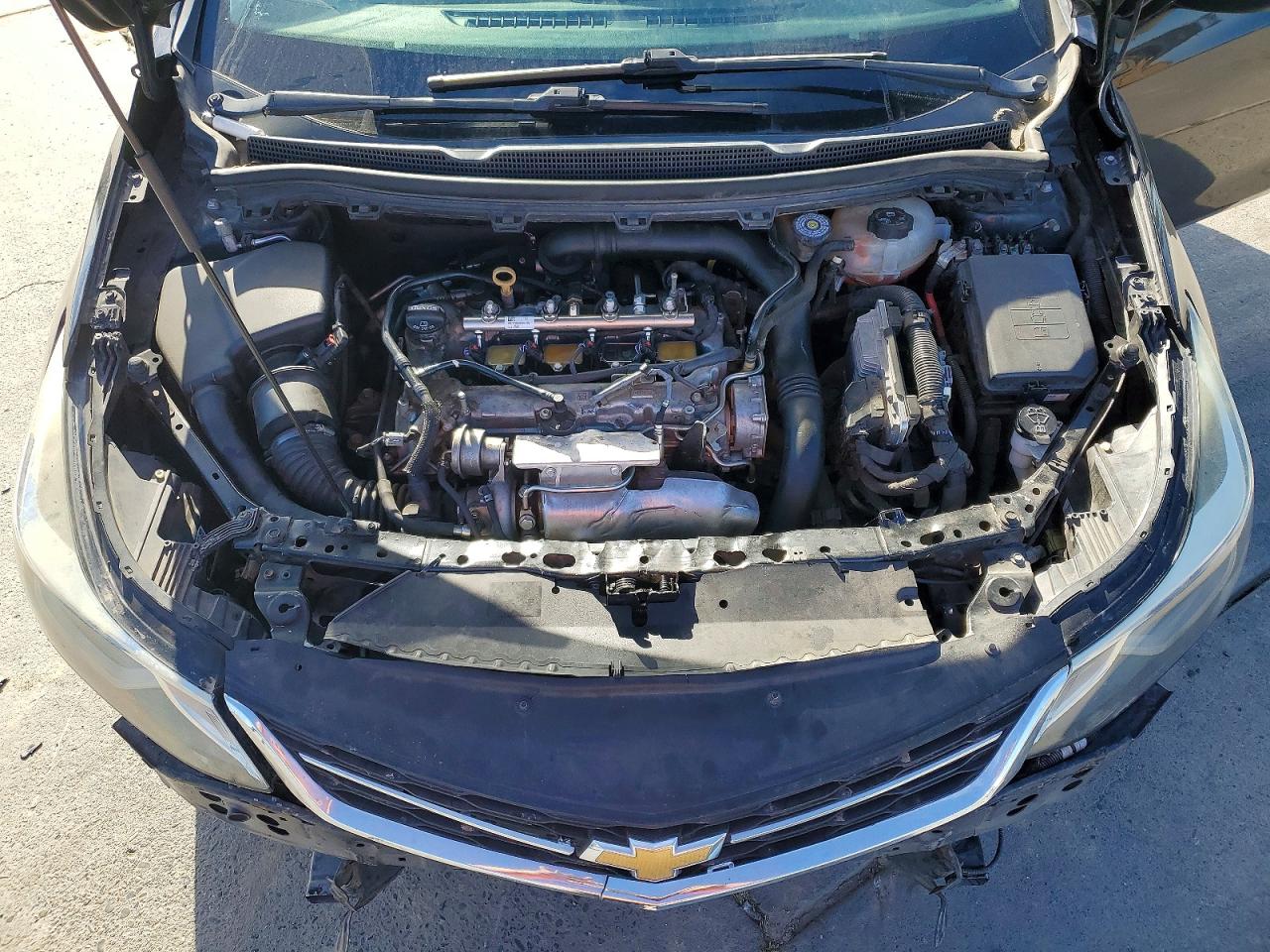 2017 CHEVROLET CRUZE LT photo 21