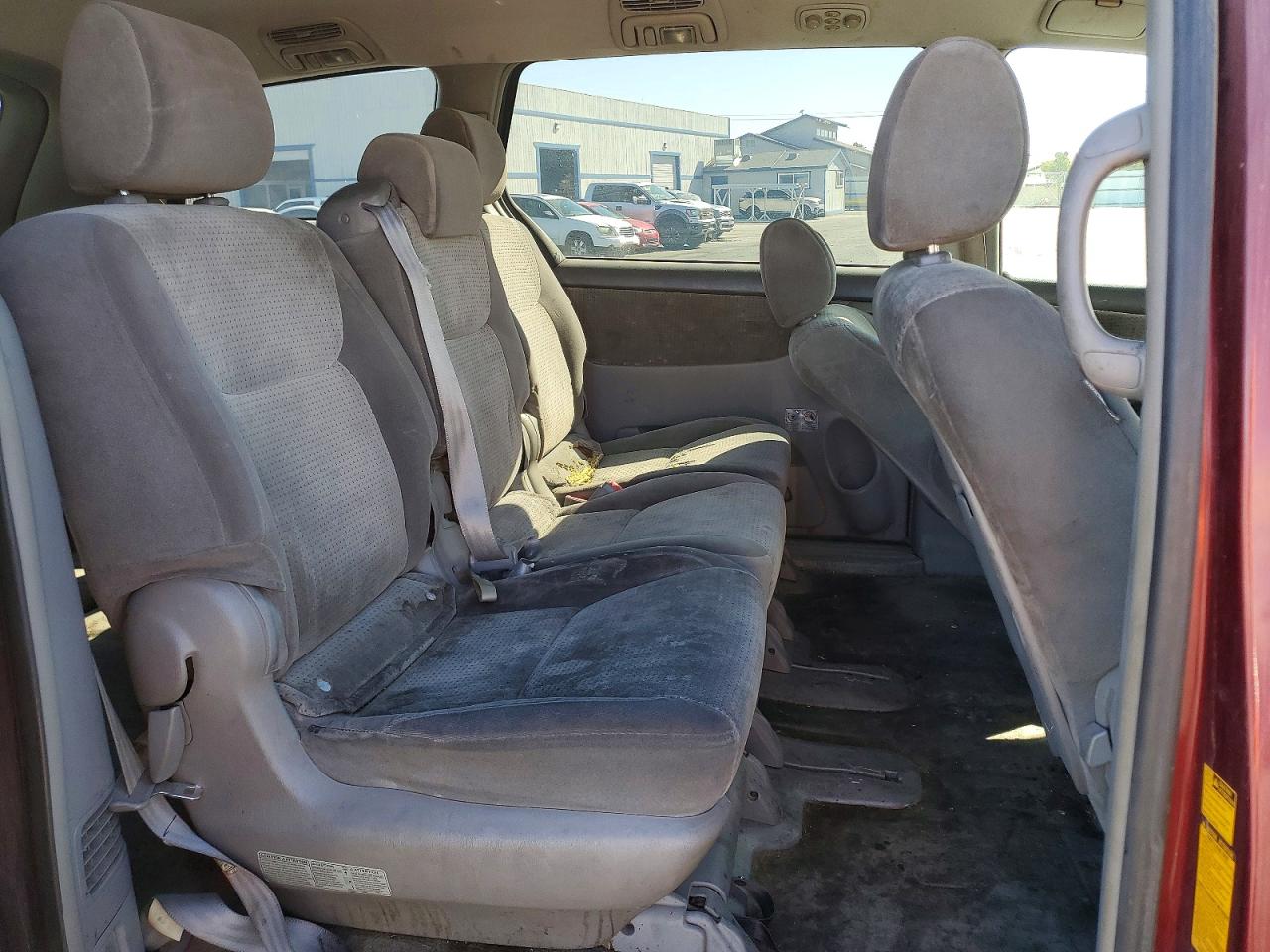 2007 TOYOTA SIENNA LE 8-PASSENGER photo 11