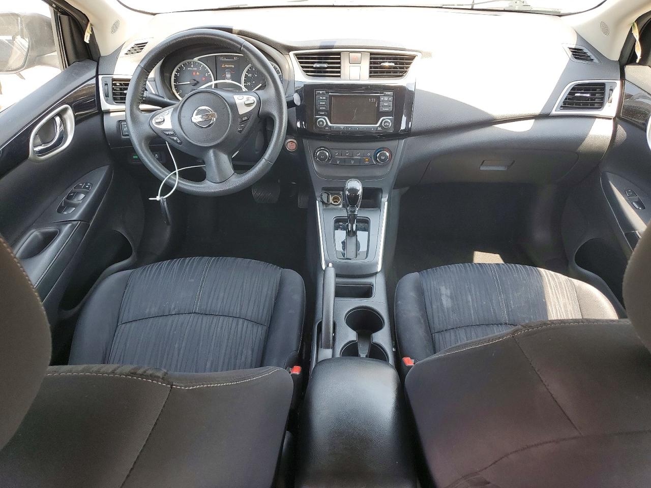 2016 NISSAN SENTRA SV photo 15