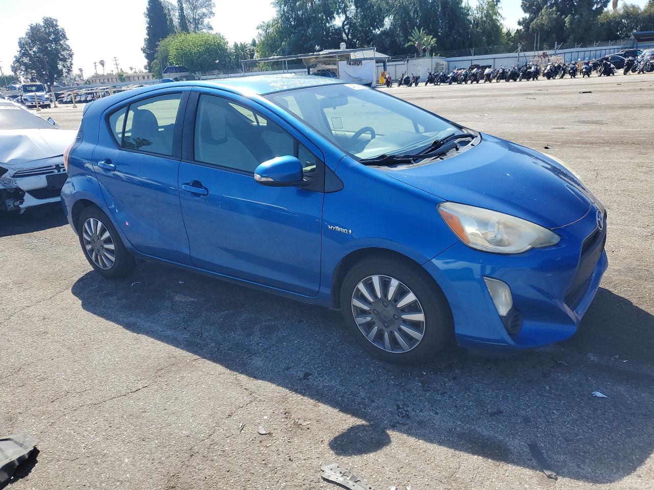2015 TOYOTA PRIUS C ONE photo 7