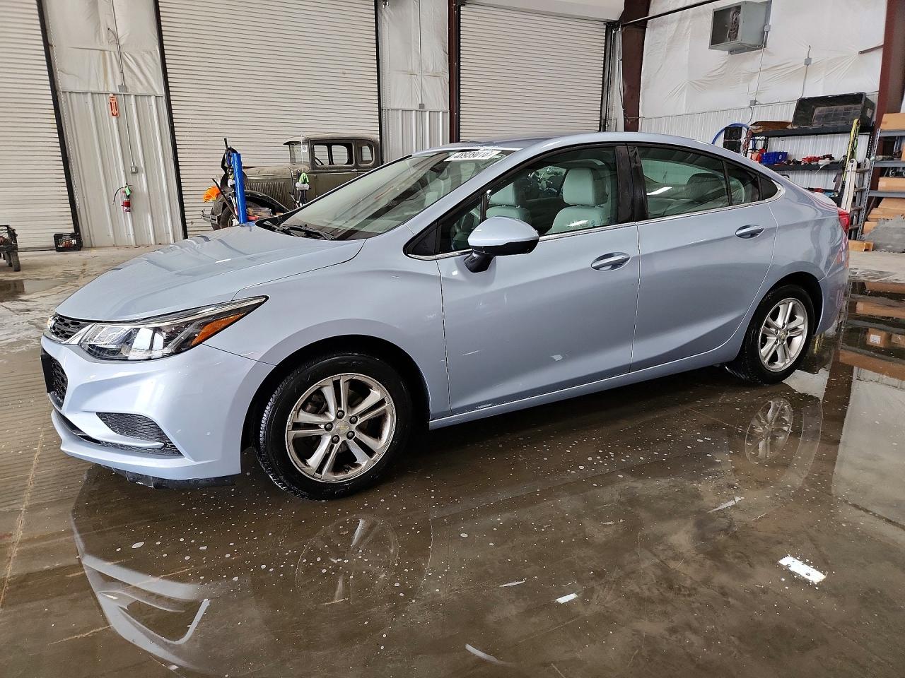 2017 CHEVROLET CRUZE
