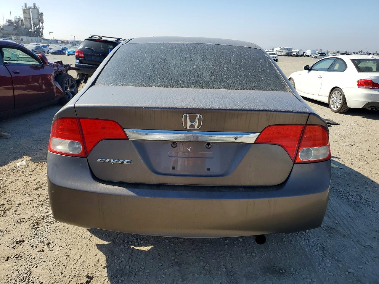 2010 HONDA CIVIC LX photo 11