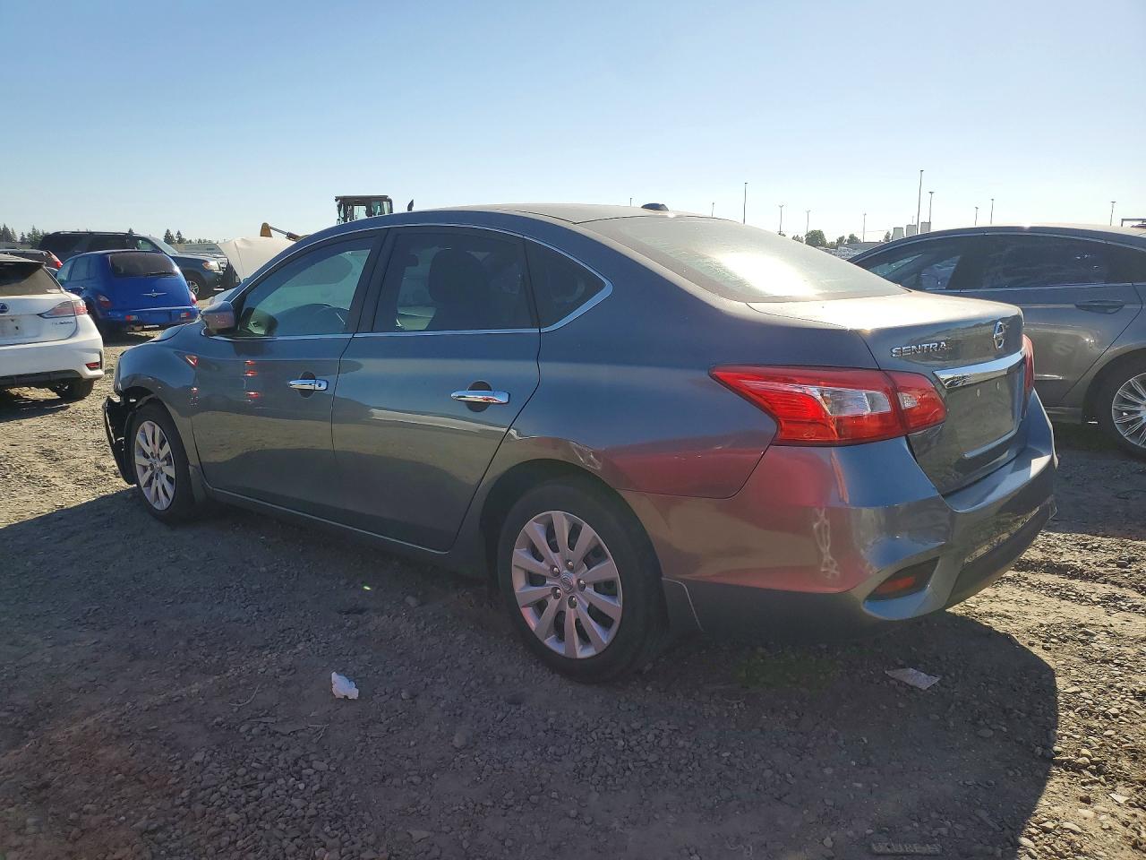 2017 NISSAN SENTRA SV photo 4