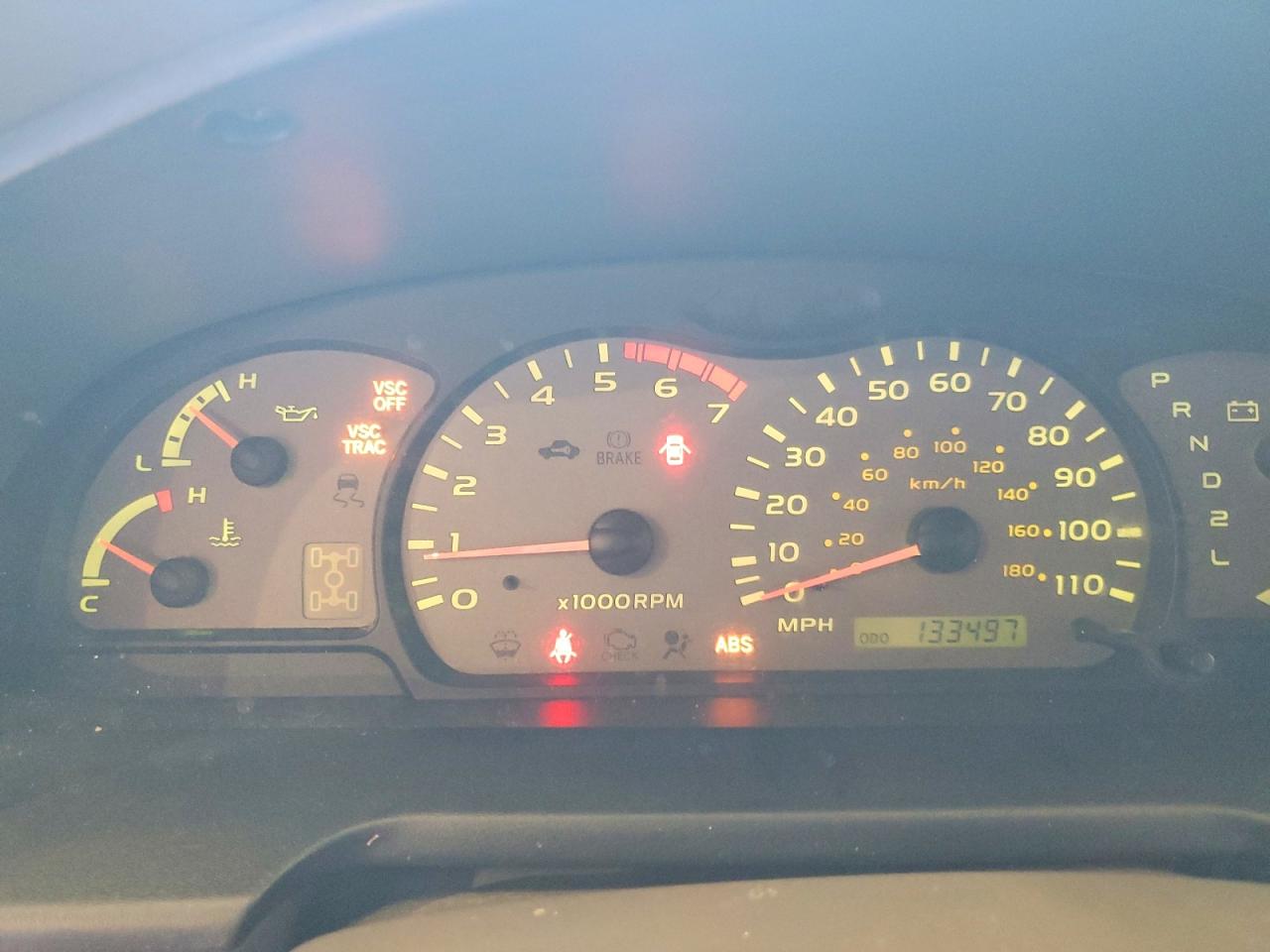 2002 TOYOTA SEQUOIA SR5 photo 25