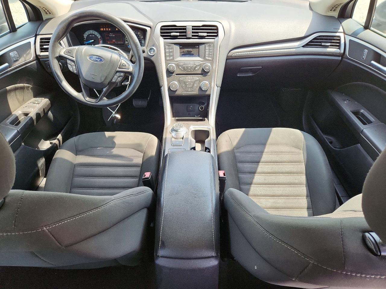 2018 FORD FUSION SE photo 8