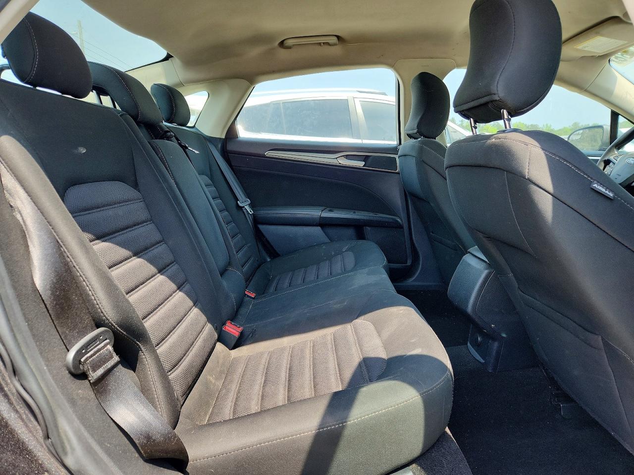 2018 FORD FUSION SE photo 10