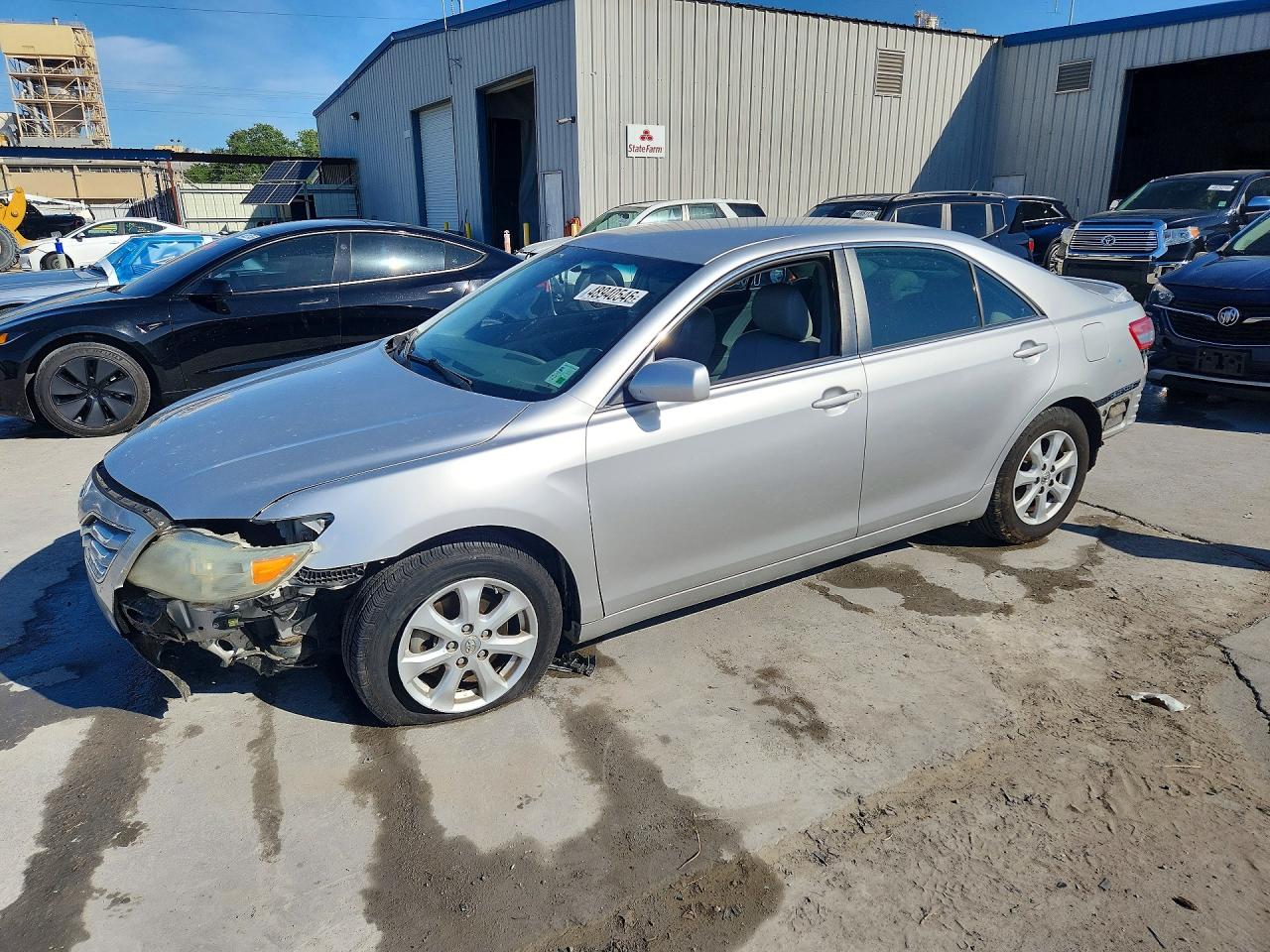 2011 TOYOTA CAMRY