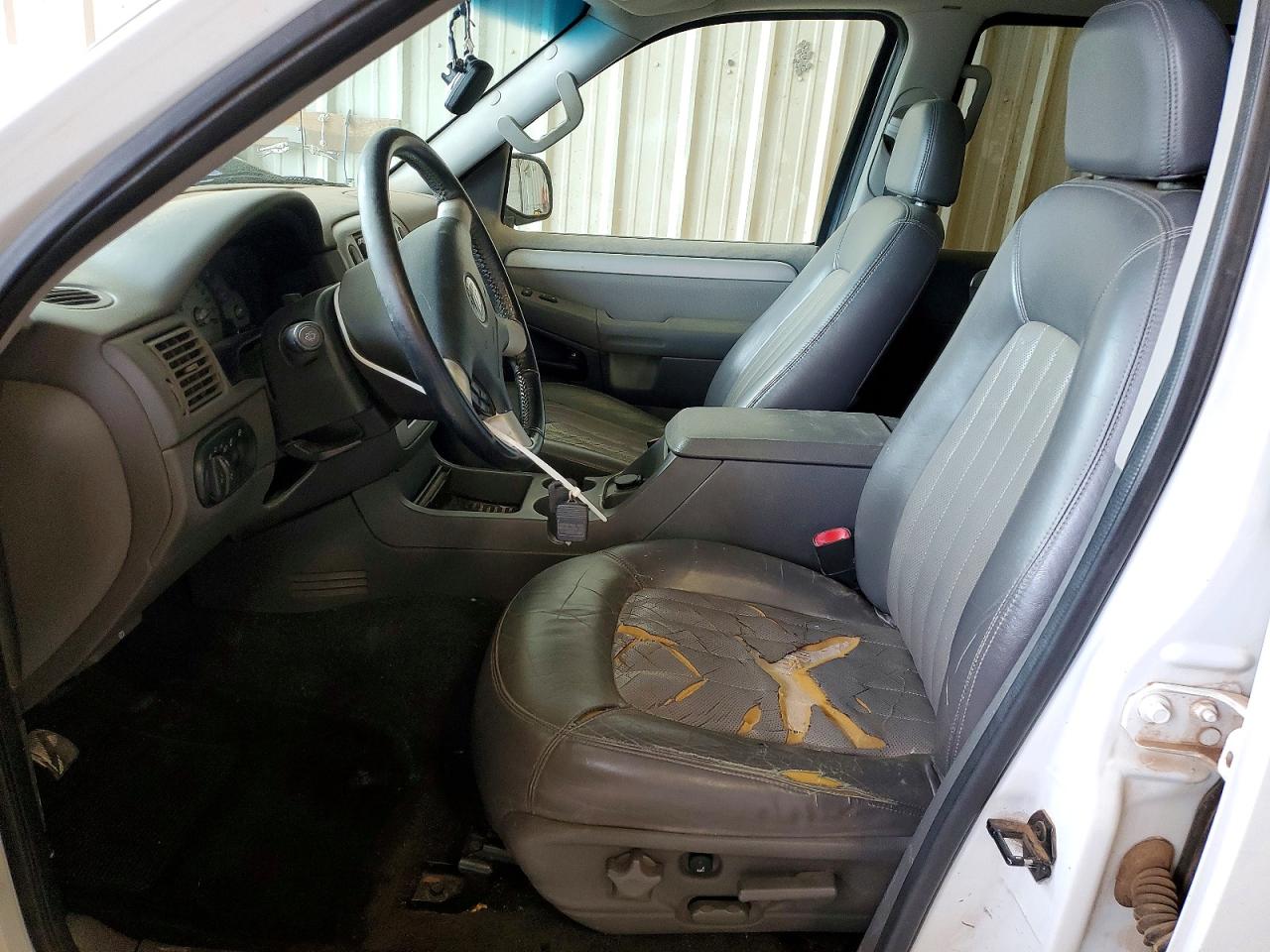 2002 MERCURY MOUNTAINEER photo 13