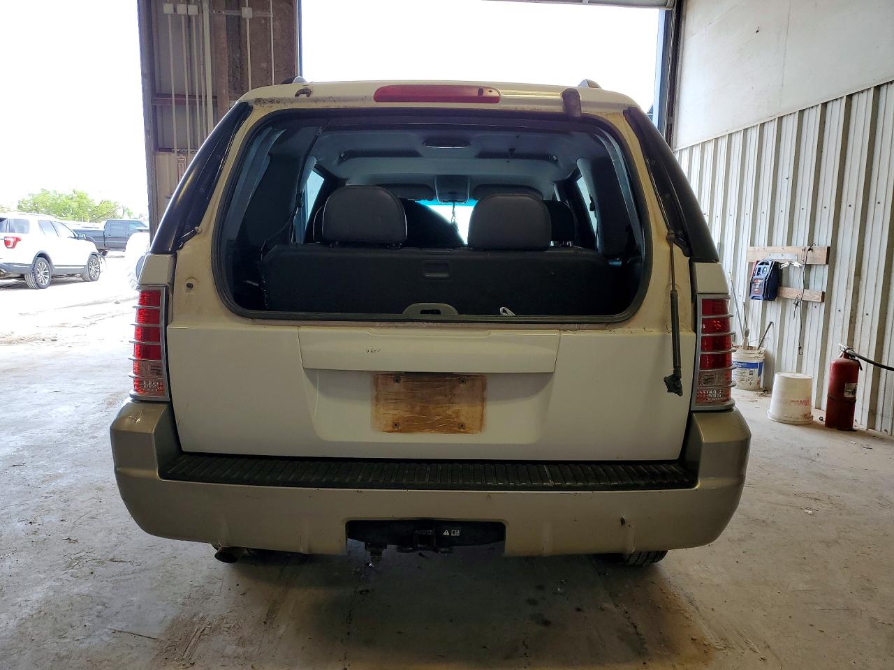 2002 MERCURY MOUNTAINEER photo 11