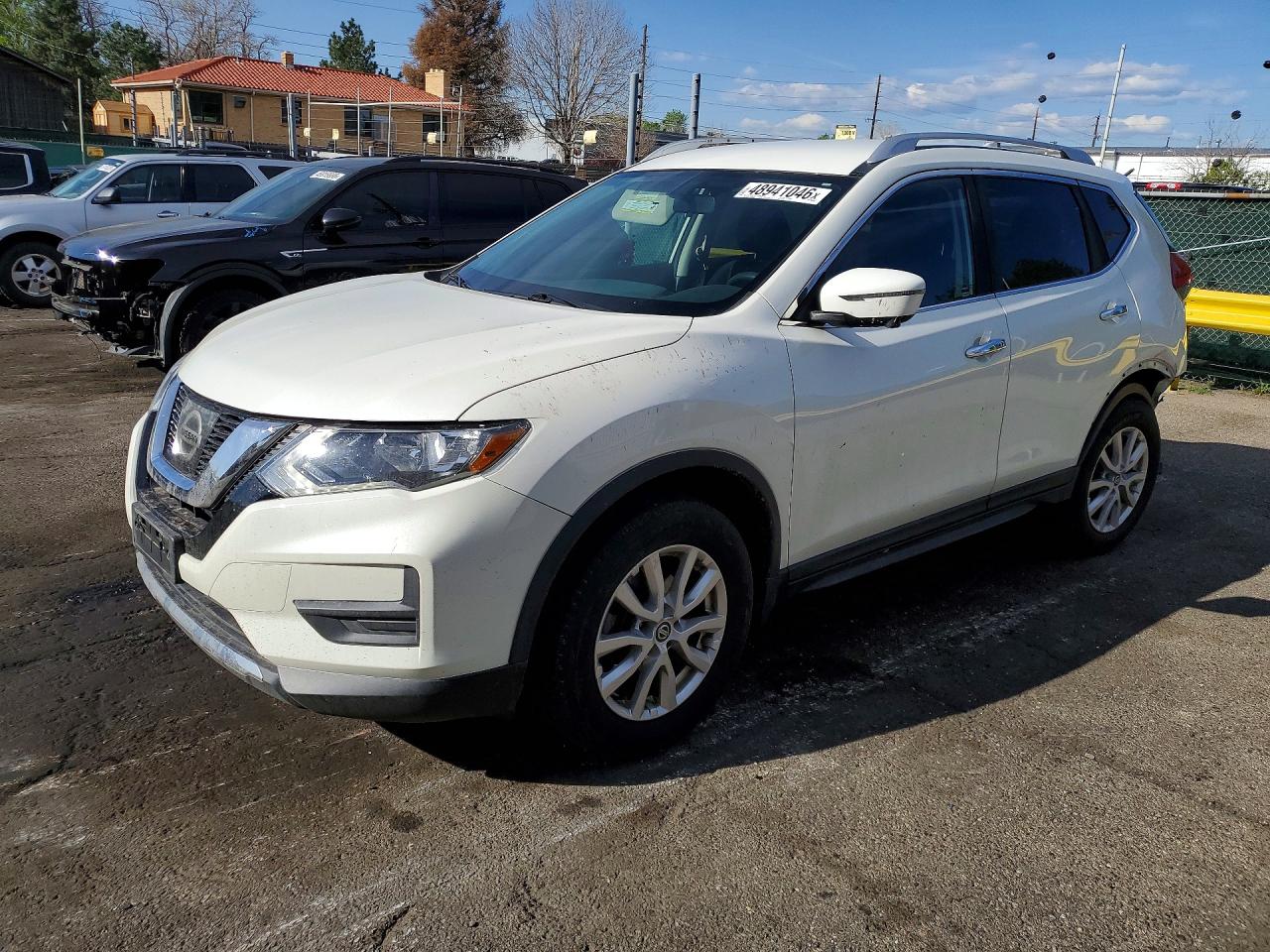 2017 NISSAN ROGUE