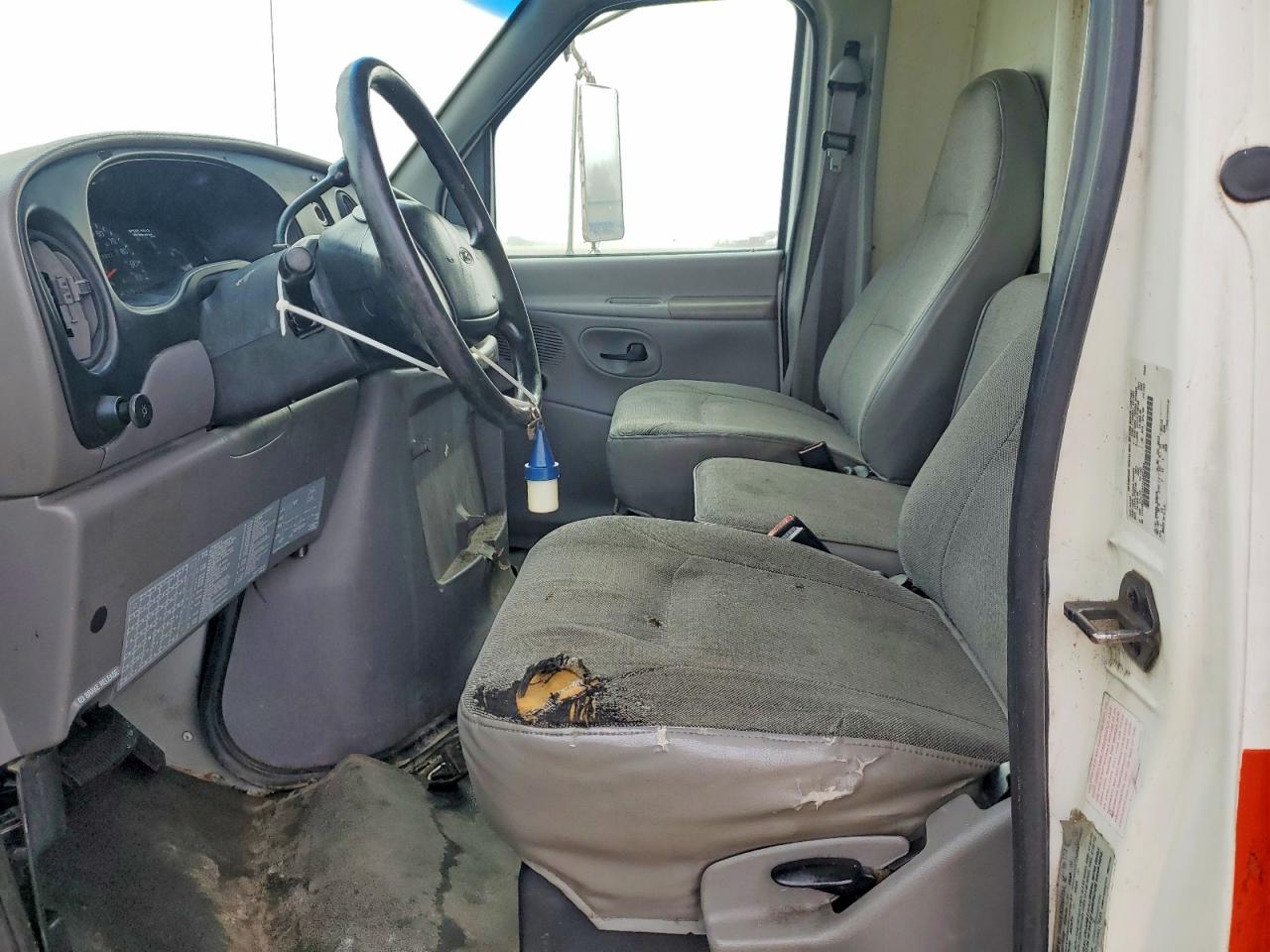 2000 FORD ECONOLINE E350 SUPER DUTY CUTAWAY VAN photo 7