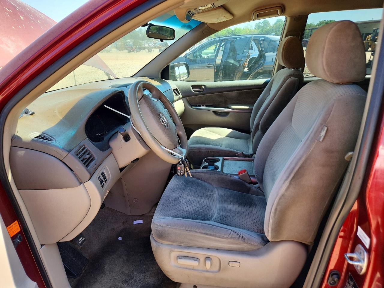 2008 TOYOTA SIENNA LE 7-PASSENGER photo 13