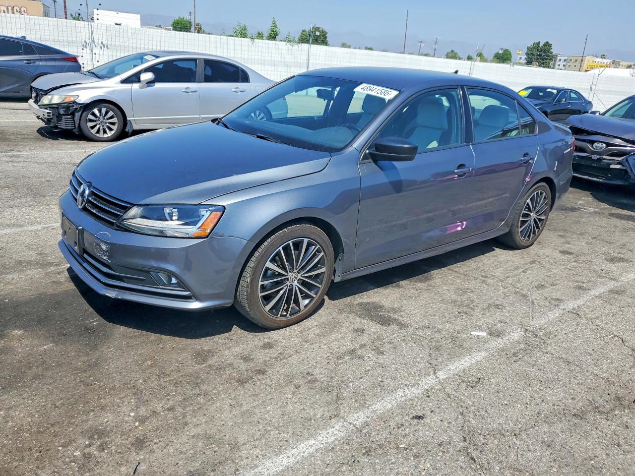 2017 VOLKSWAGEN JETTA