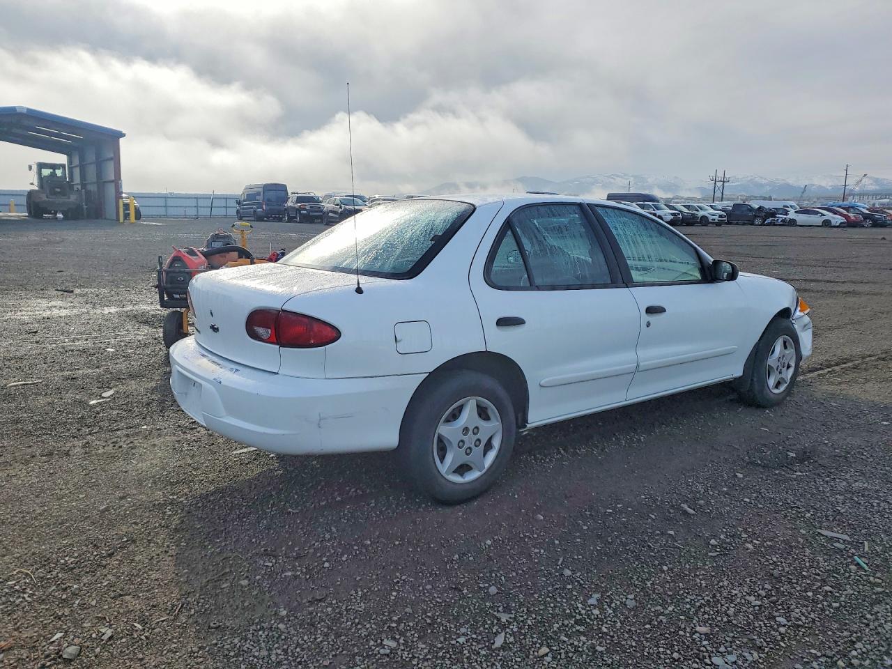 2002 CHEVROLET CAVALIER BASE photo 3