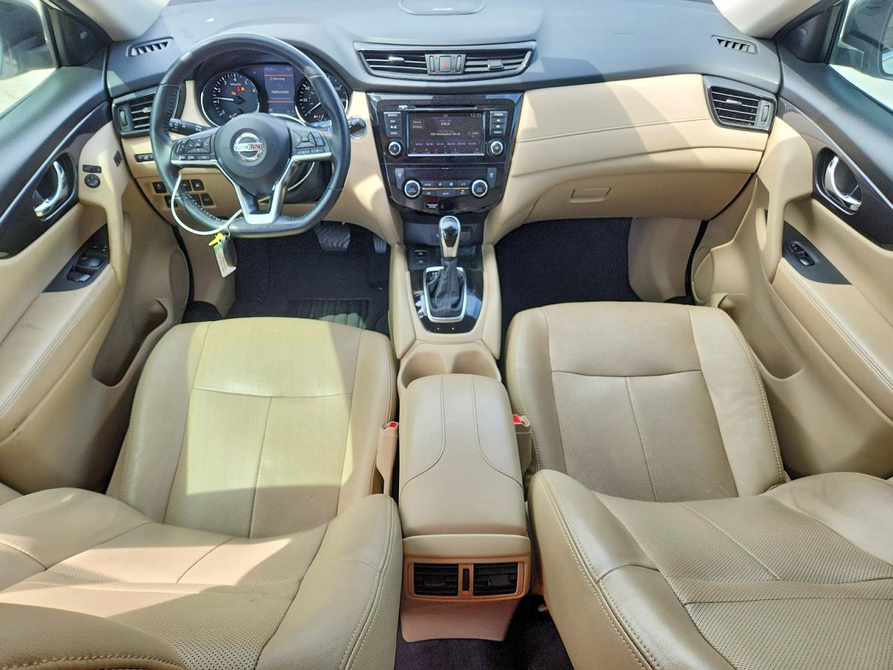2019 NISSAN ROGUE SV photo 15