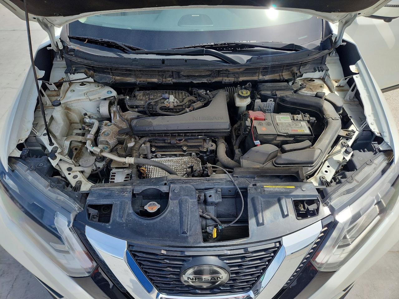 2019 NISSAN ROGUE SV photo 23