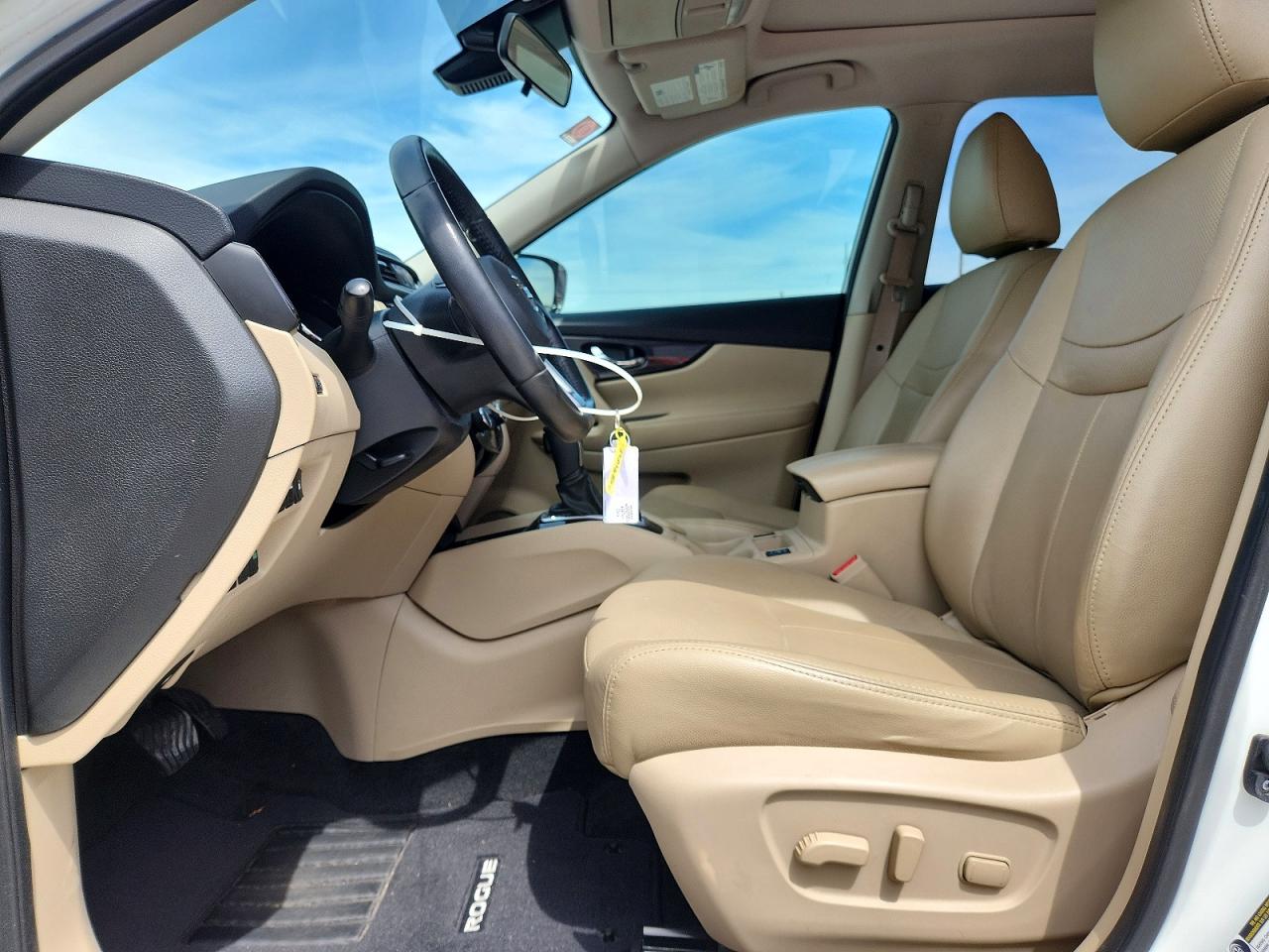 2019 NISSAN ROGUE SV photo 13