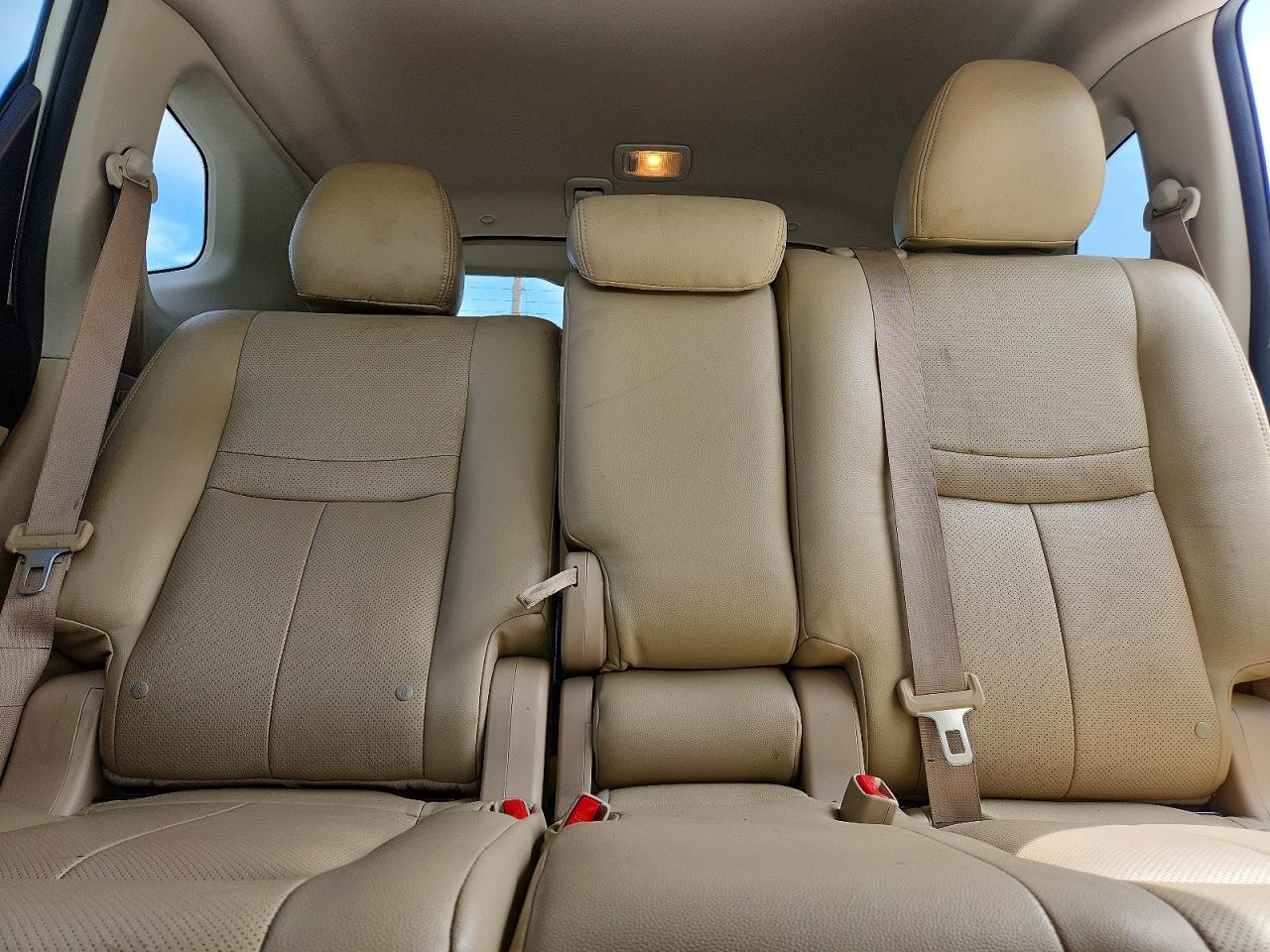 2019 NISSAN ROGUE SV photo 19