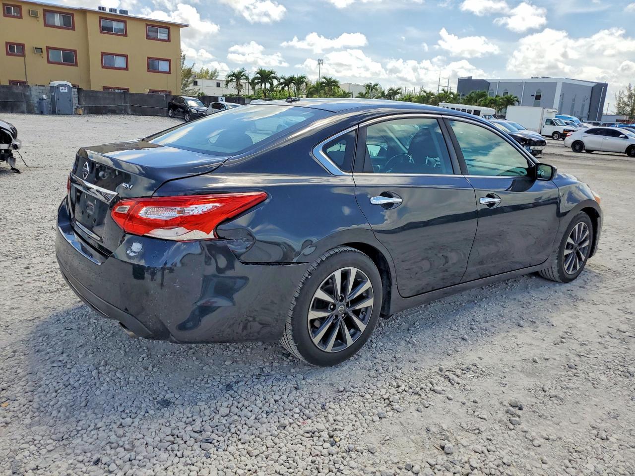 2017 NISSAN ALTIMA 2.5 SV photo 5