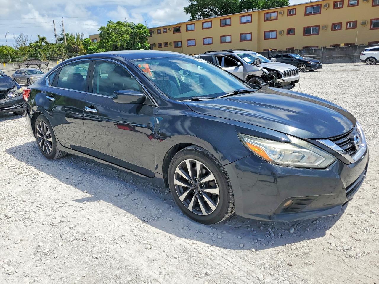 2017 NISSAN ALTIMA 2.5 SV photo 7