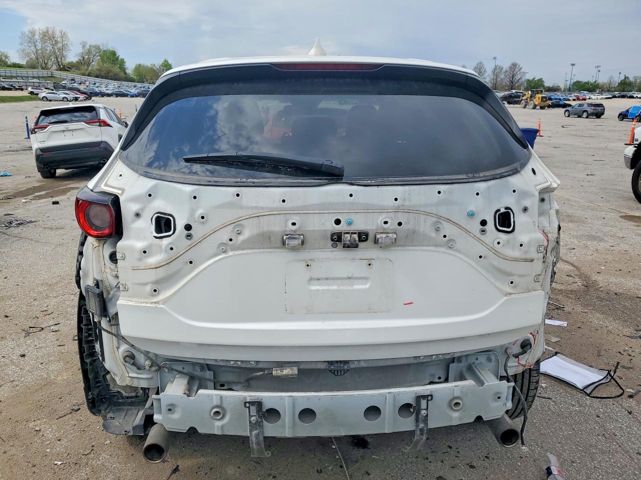 2021 MAZDA CX-5 TOURING photo 16