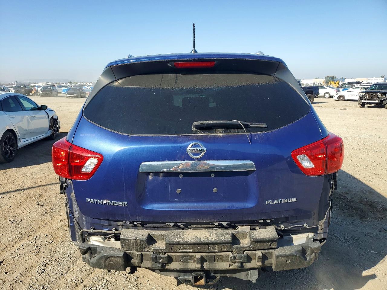 2017 NISSAN PATHFINDER S photo 11