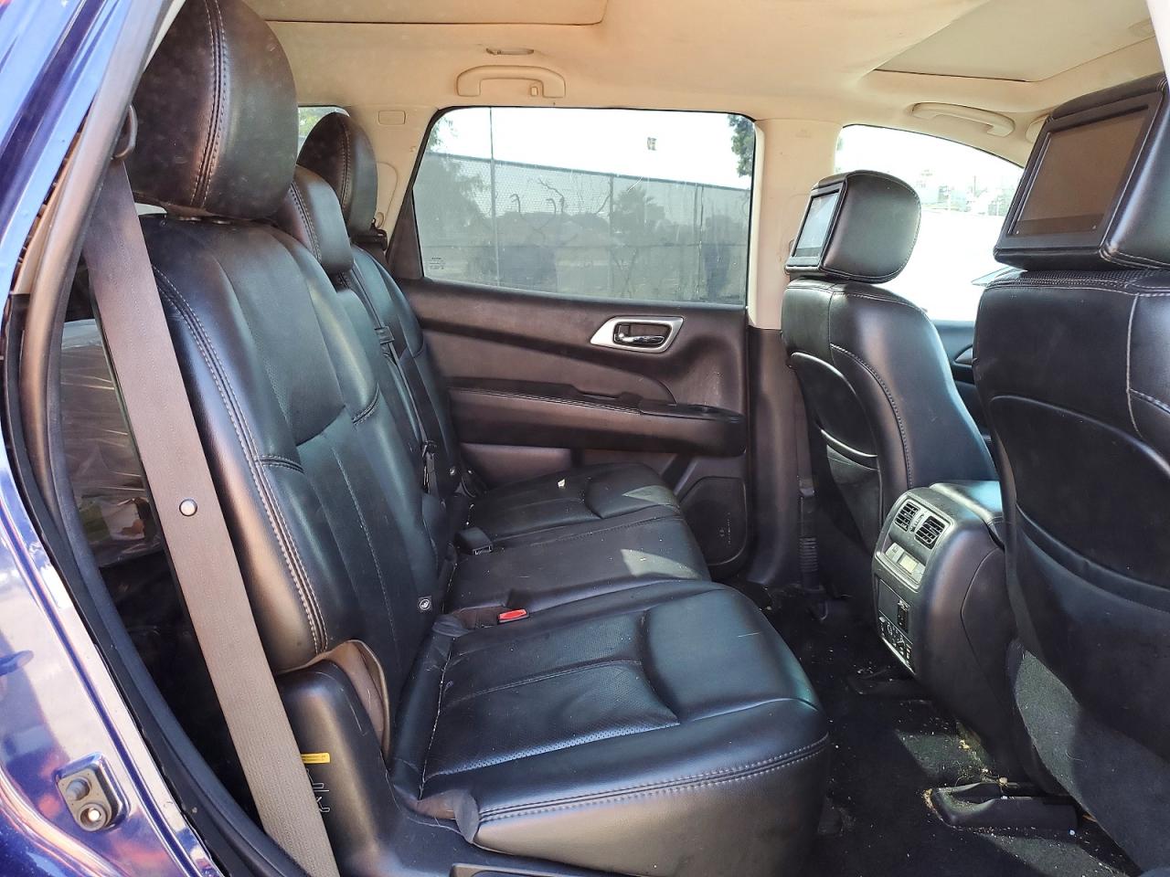 2017 NISSAN PATHFINDER S photo 21
