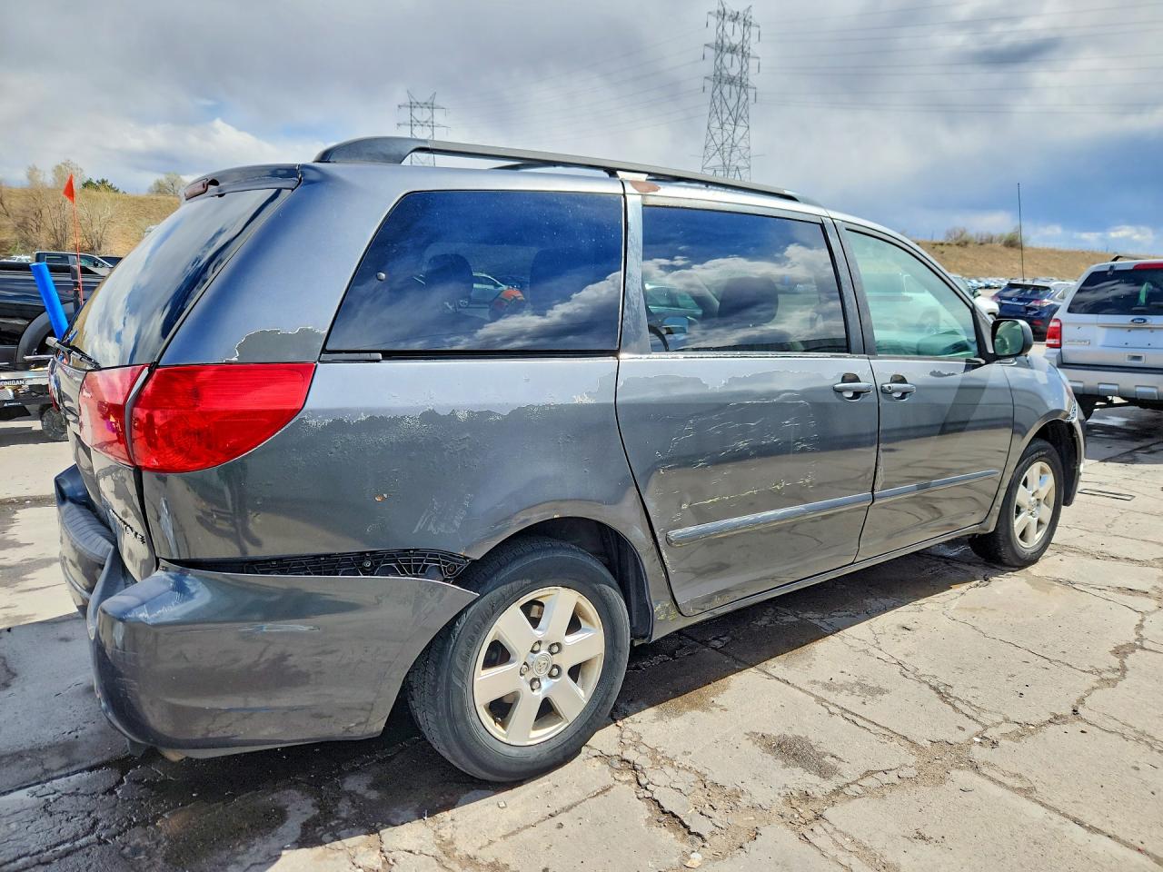 2006 TOYOTA SIENNA LE 7 PASSENGER photo 5