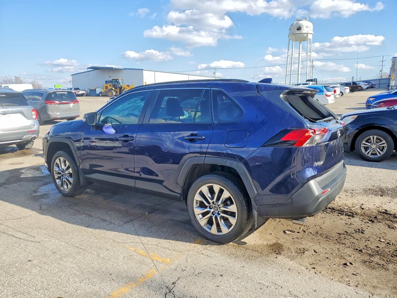 2019 TOYOTA RAV4 XLE PREMIUM photo 2