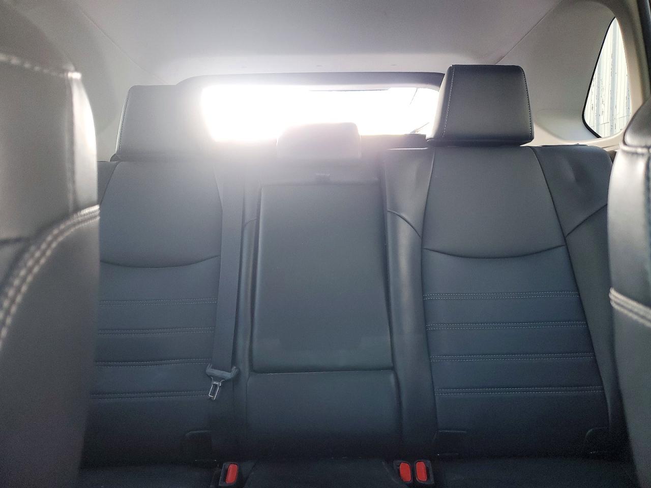 2019 TOYOTA RAV4 XLE PREMIUM photo 10