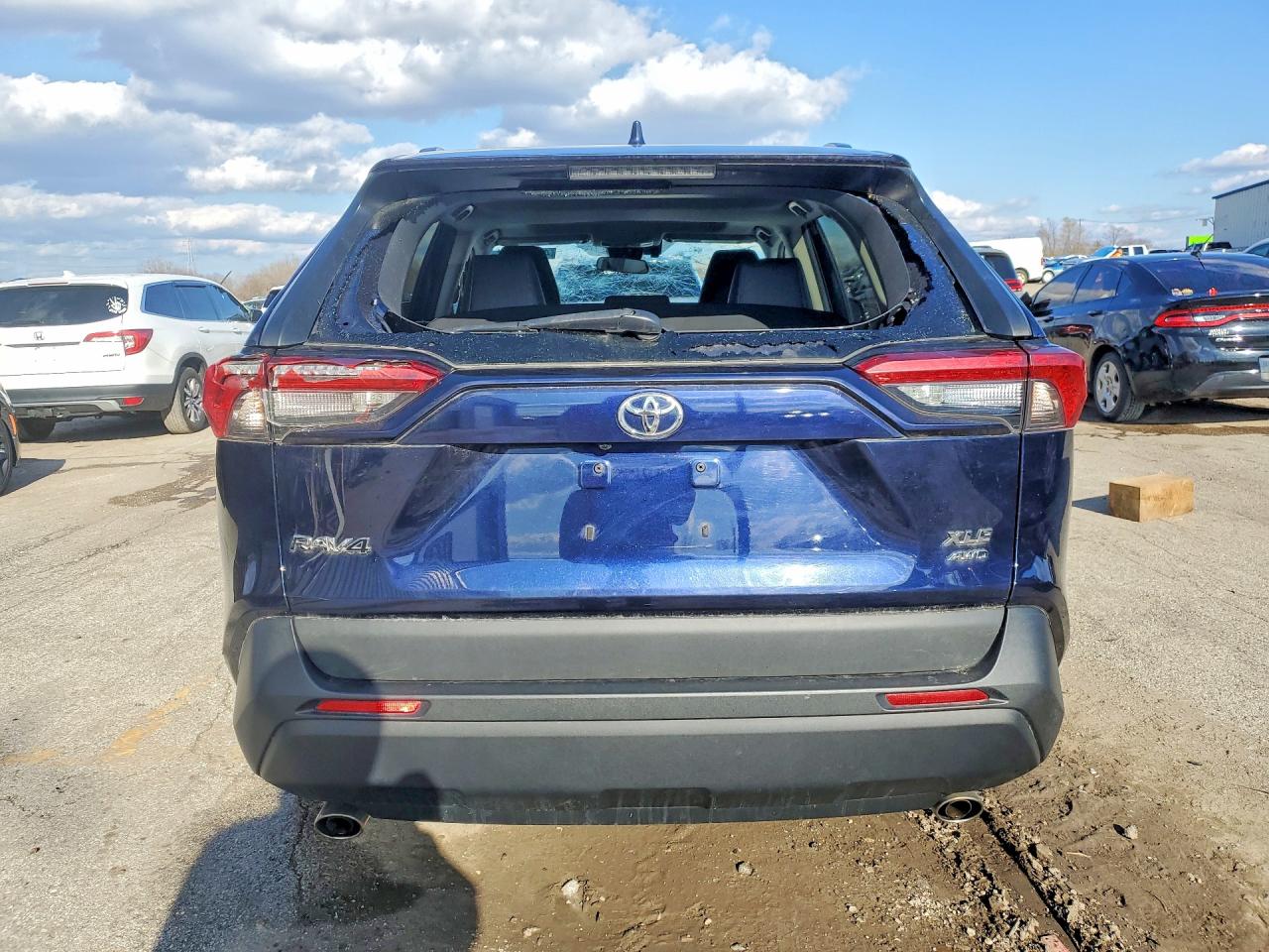 2019 TOYOTA RAV4 XLE PREMIUM photo 6